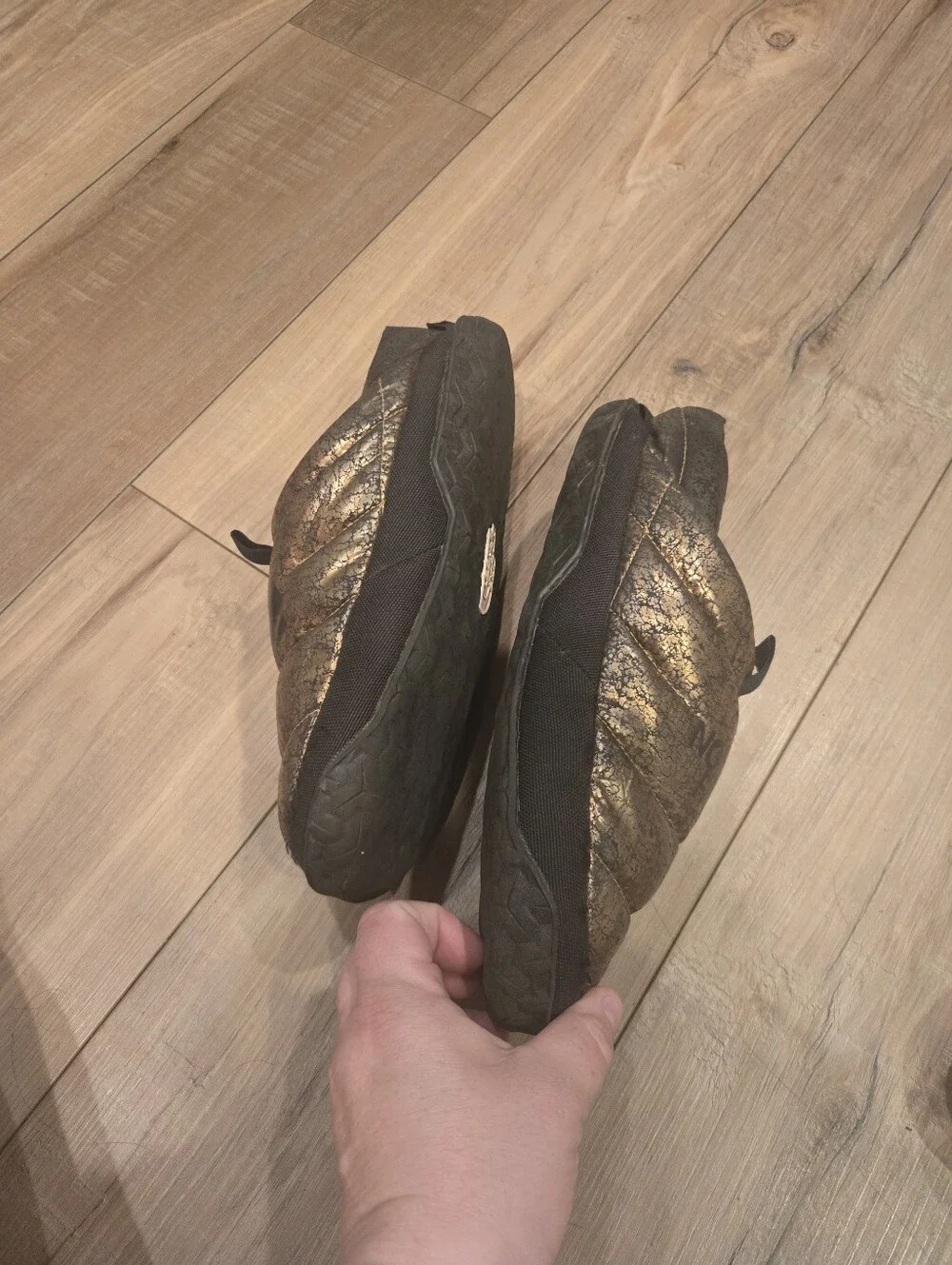Women’s The North Face Gold Slip‑On Shoes • Size 8